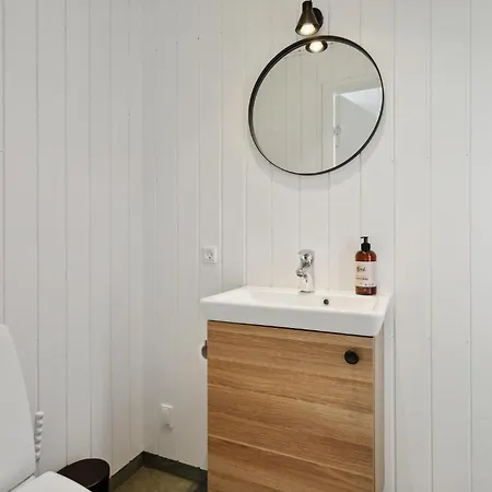 Awesome In Slagelse With Kitchen *