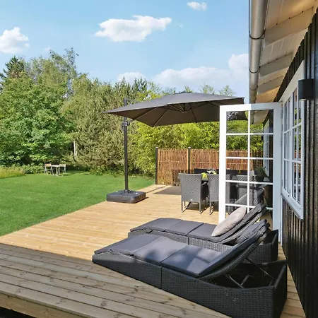 Awesome In Slagelse With Kitchen Holiday home Stillinge Strand
