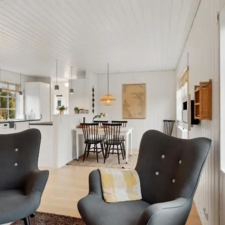 Awesome In Slagelse With Kitchen *